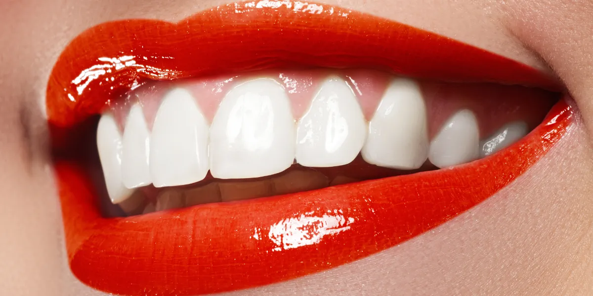 Gesunde Zähne – ästhetische Zahnheilkunde bei Zahnarzt Neu-Ulm